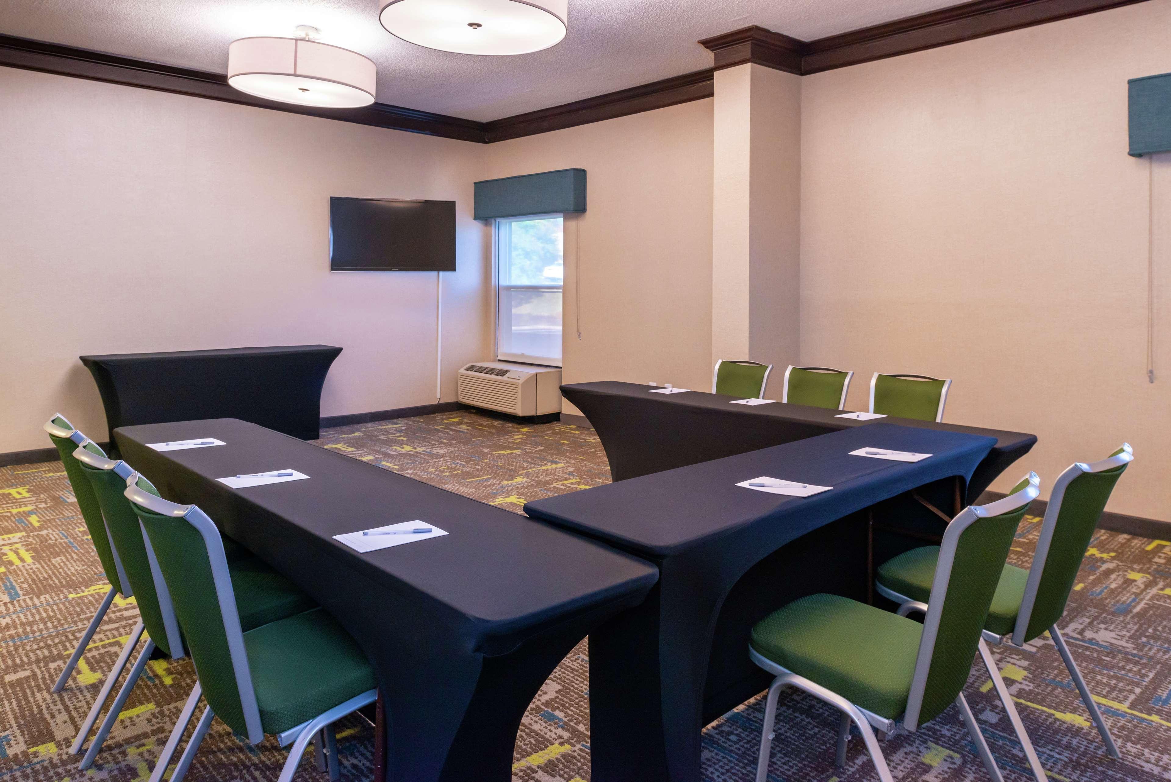 Hampton Inn Greensboro Airport Dış mekan fotoğraf
