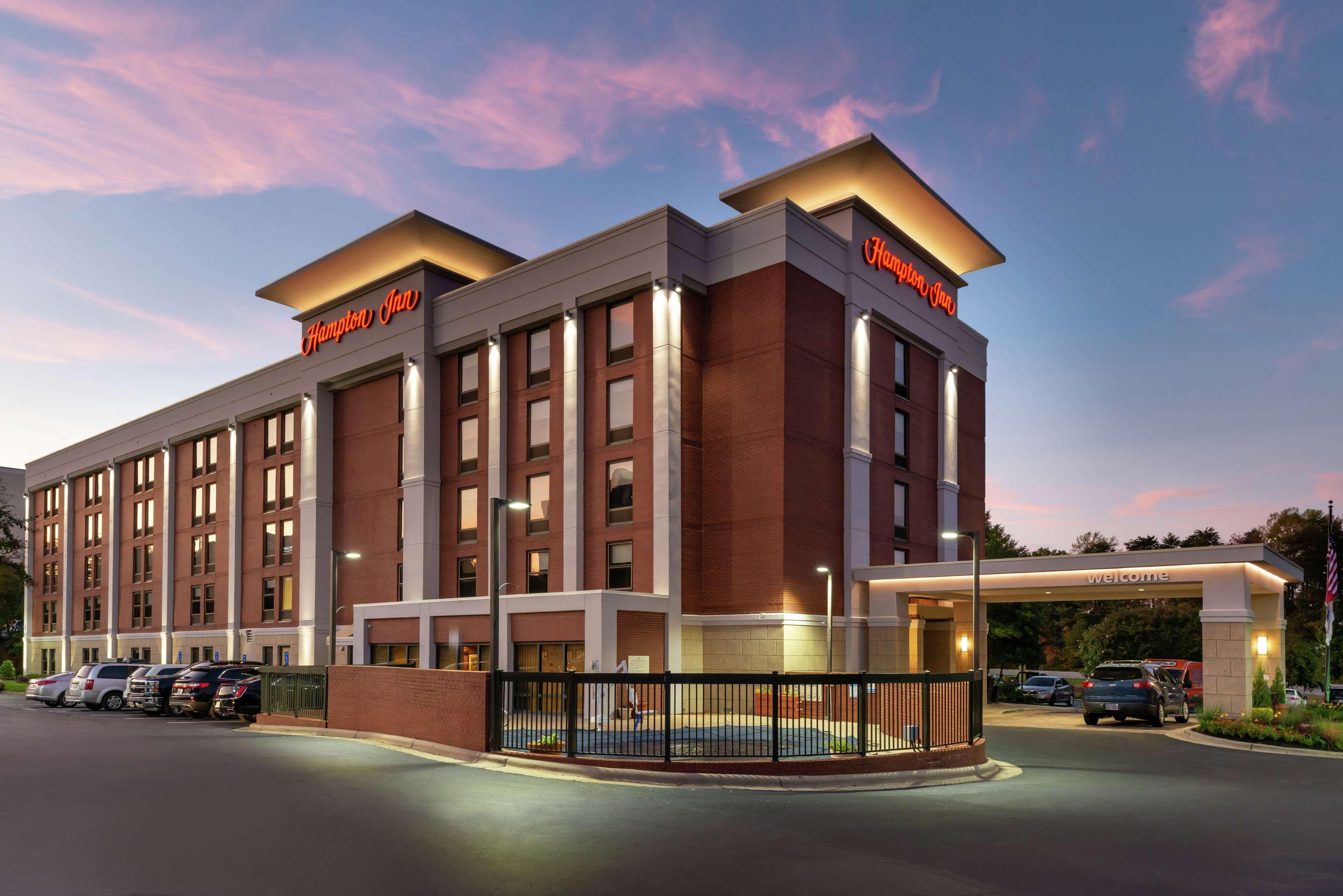 Hampton Inn Greensboro Airport Dış mekan fotoğraf