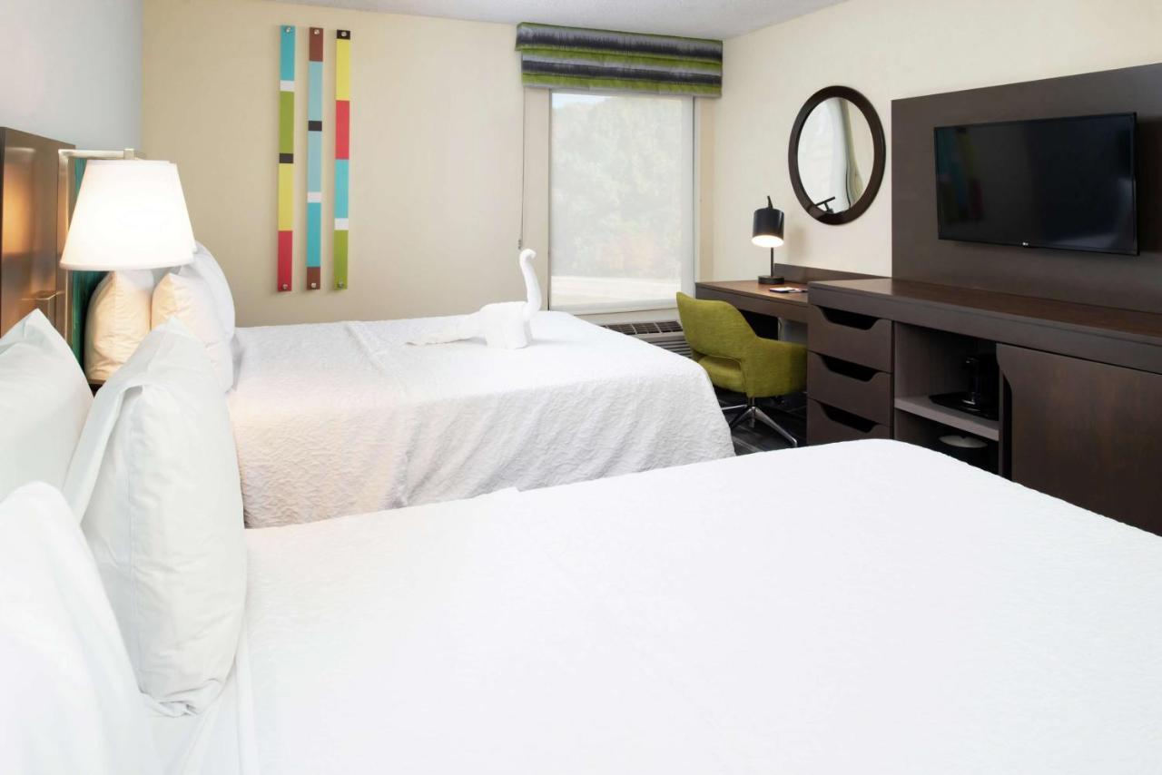 Hampton Inn Greensboro Airport Dış mekan fotoğraf